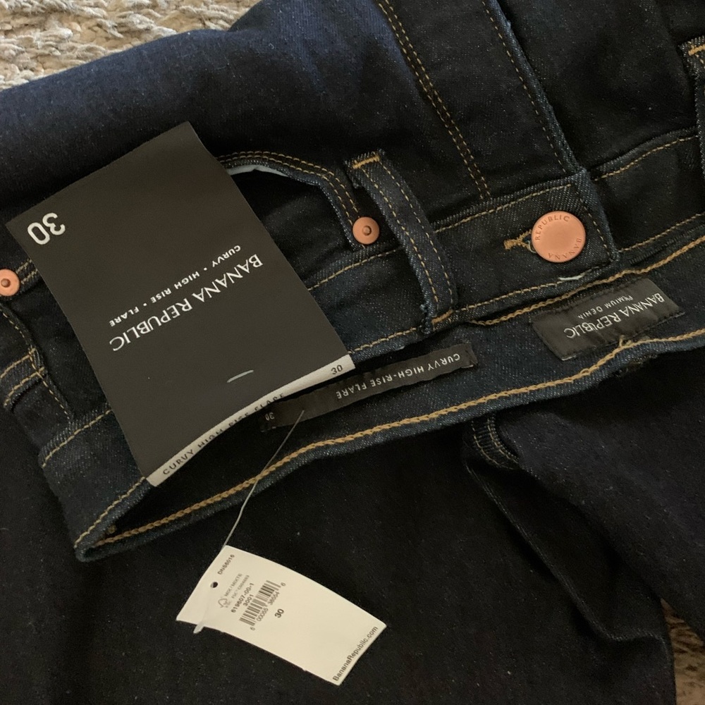 Brand new, never worn size 30 Banana republic jean